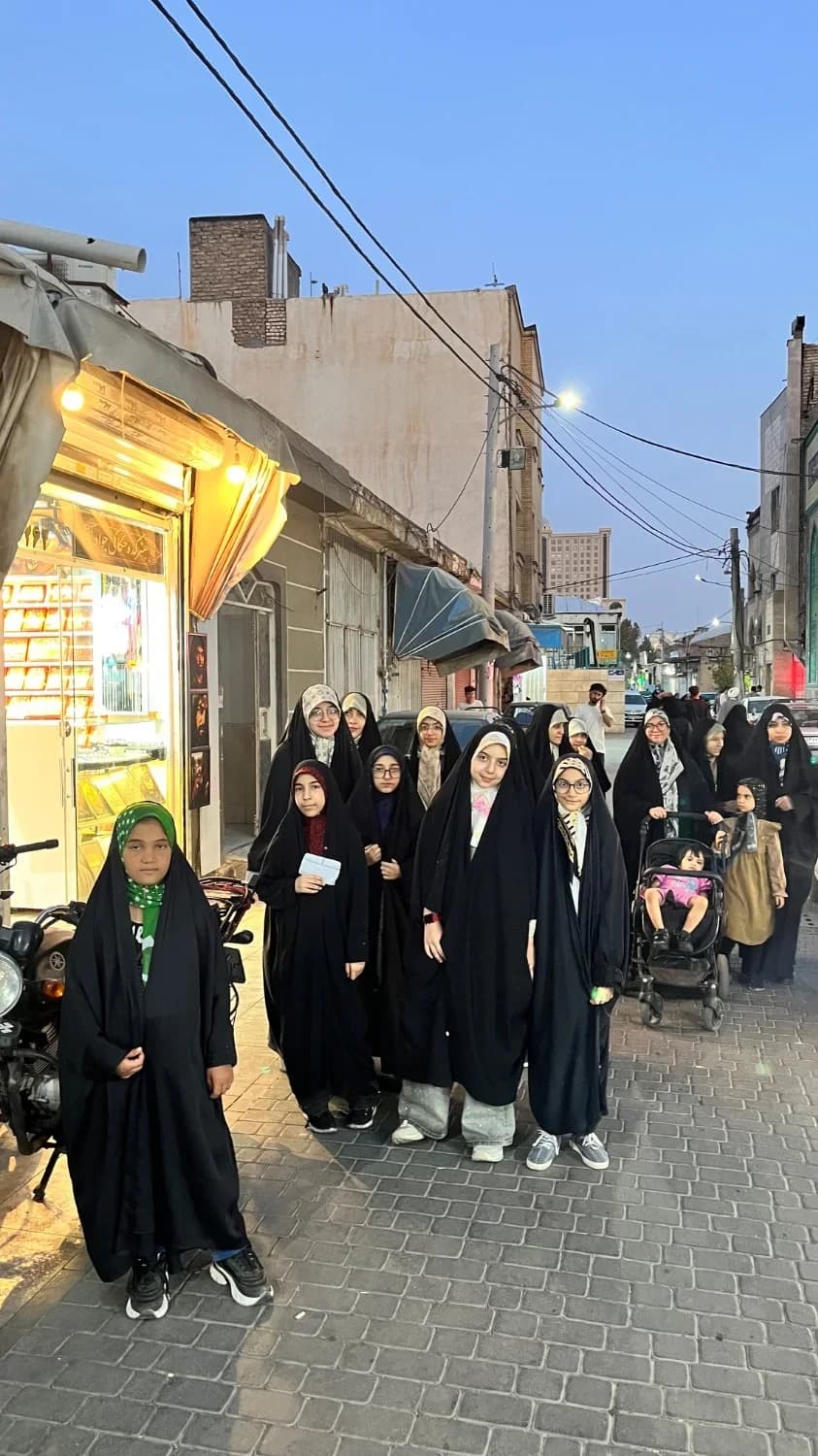دختران کانون در مسیر نخستین زیارت